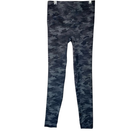 SPANX Camo Leggings - Picture 3 of 5